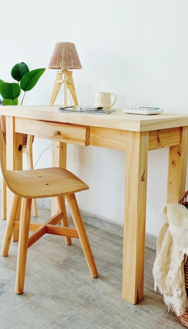 Producto - Escritorio recta con patas 3 pulgadas