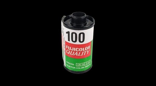 Producto - Rollo fotografico Fuji 100 Color C41 36 expo - Vencido 2007 (PACK 2 ROLLOS) - 0