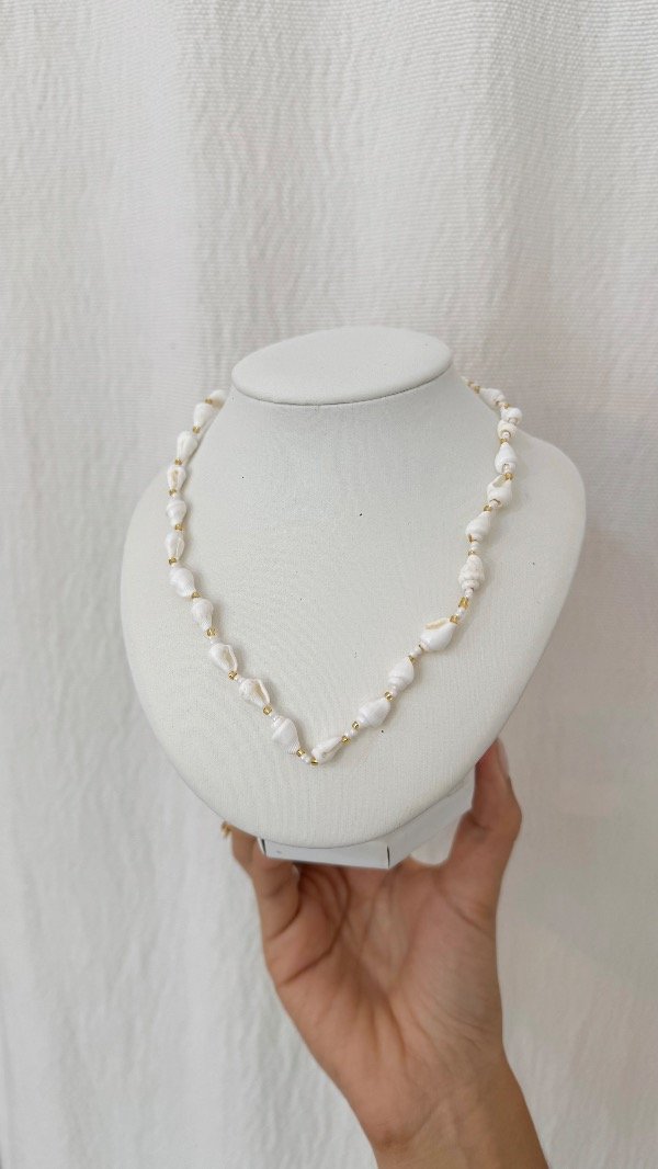 Producto - Collar caracol blanco