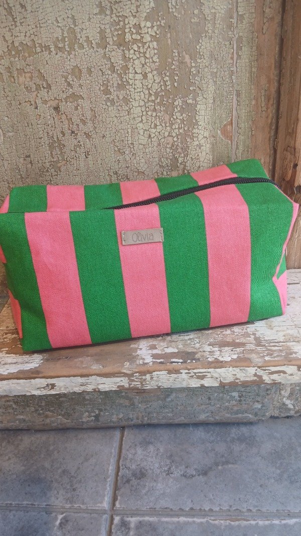 Producto - CARTUCHERA RECTANGULAR RAYADO