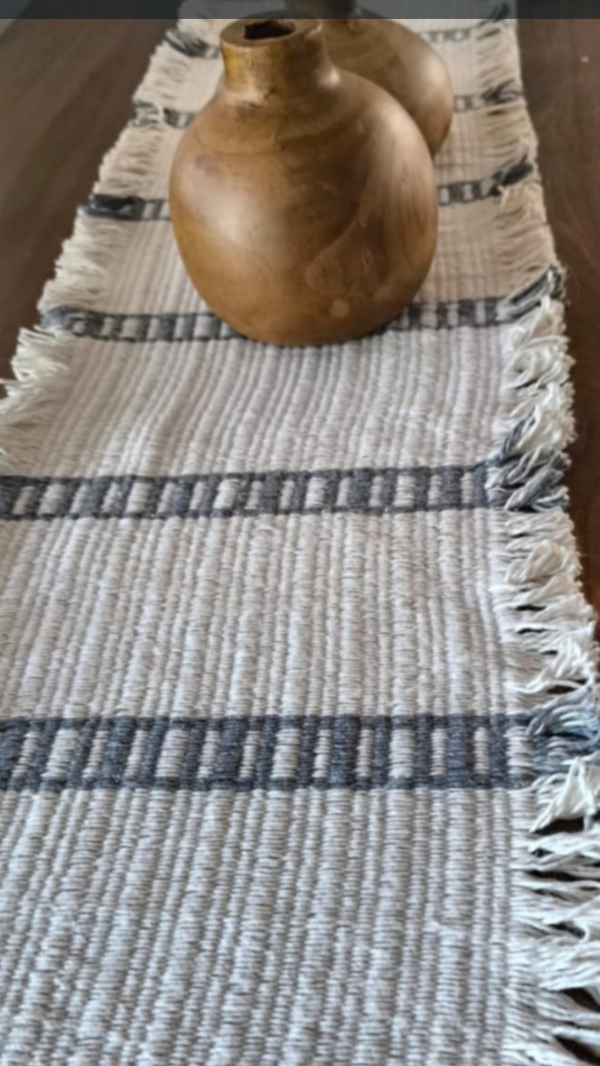 Producto - Camino de mesa crudo y gris  35 x 110