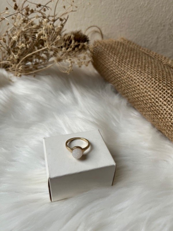 Producto - Anillo dorado talle 18 s