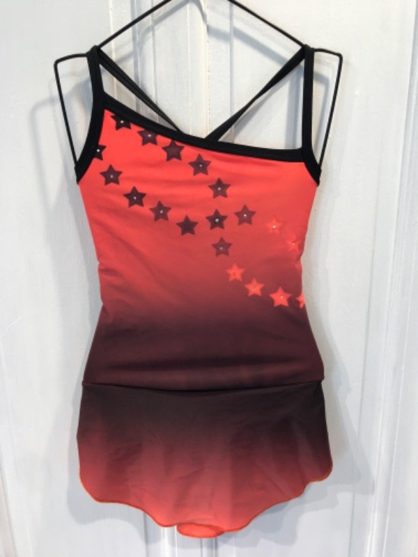 Producto - Traje de Patin Artístico Talle 14 años- PRECIO: 9X