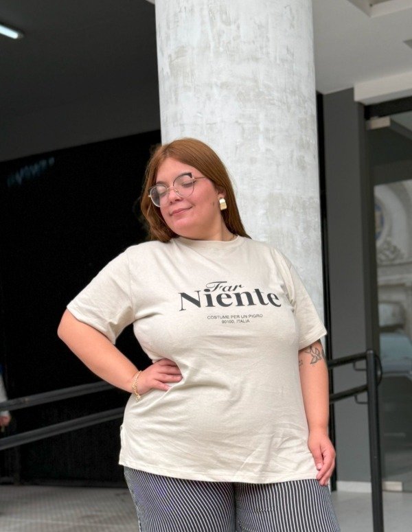 Producto - Remera far nieve