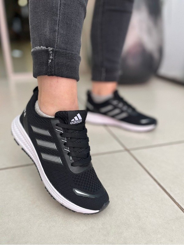 Producto - ADIDAS ADIZERO (Negro/Blanco)
