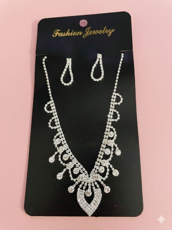Producto - Conjunto Collar y aros de strass m4