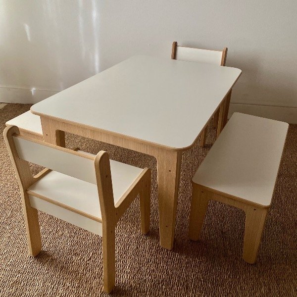 Producto - Mesa XL con bancos y sillas