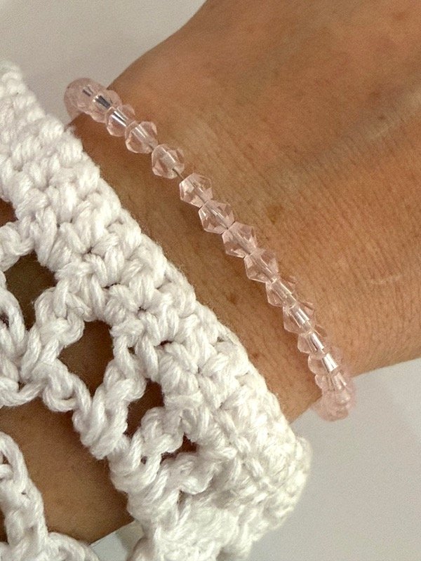 Producto - P676 Pulsera acero quirúrgico y cristales checos rosa 18 cm