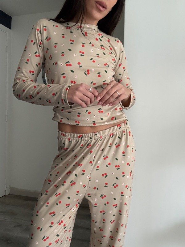Producto - Pijama Algodon Soft Beige con Cerezas - 2