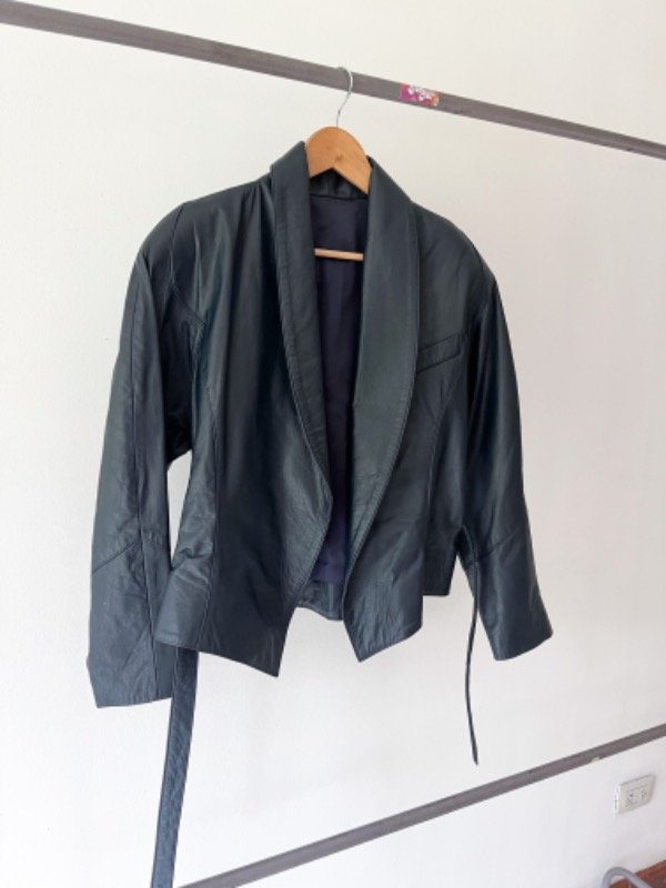 Chaqueta cuero azul