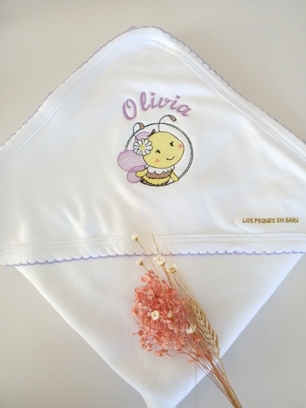 Producto - Manta c/capucha abejita lila