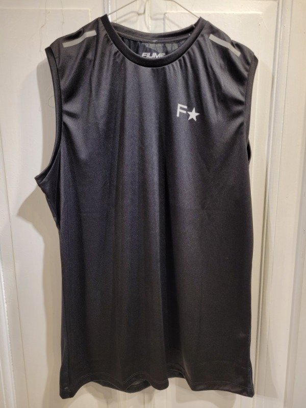 Producto - Musculosa FIUME negra dry tech Nueva Con etiqueta Talle XL - PRECIO: 21X
