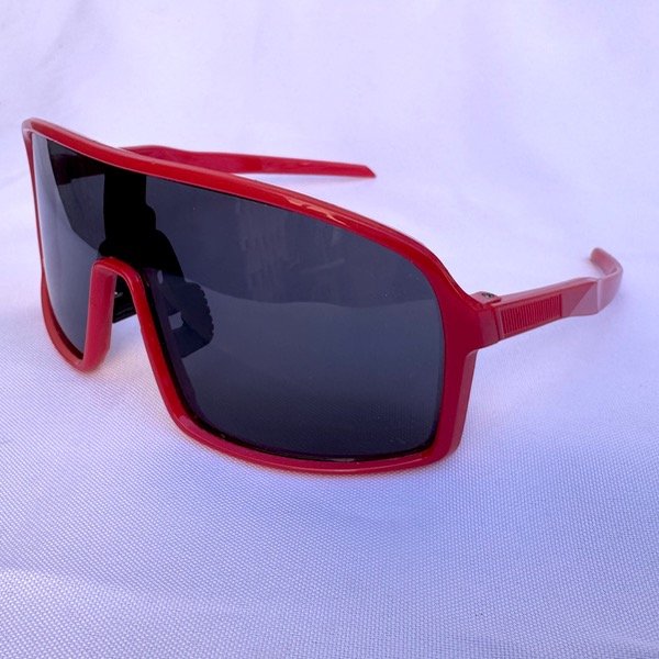 Producto - LENTES DEPORTIVOS GRANDES MARCO ROJO LENTE NEGRO
