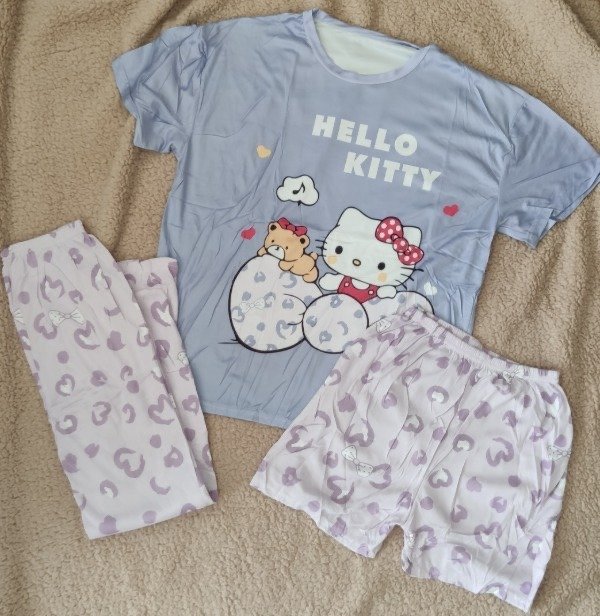 Producto - PIJAMA HELLO KITTY IMPORTADO 3 PIEZAS