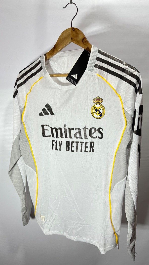 Producto - Real Madrid CF 2025/2026 Titular Versión Jugador Manga Larga