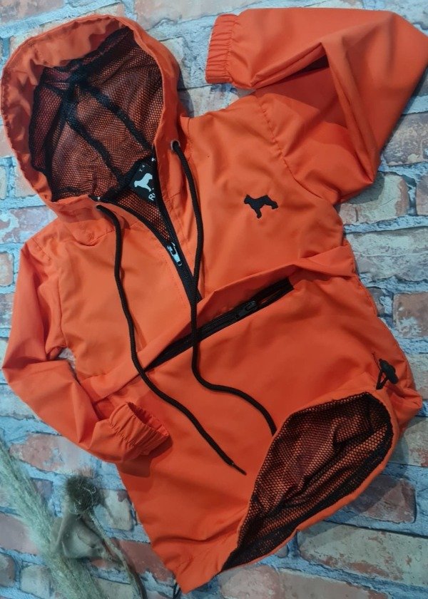 Producto - Buzo rompe viento NIÑO