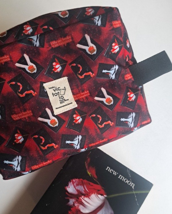 Producto - Neceser Porta Libros Crepúsculo Books IMPERMEABLE