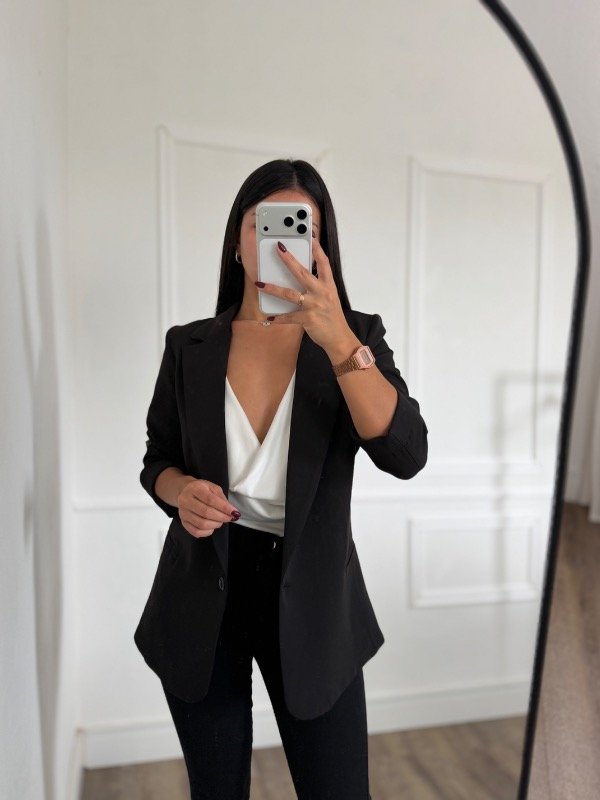 Producto - Blazer negro sastrero