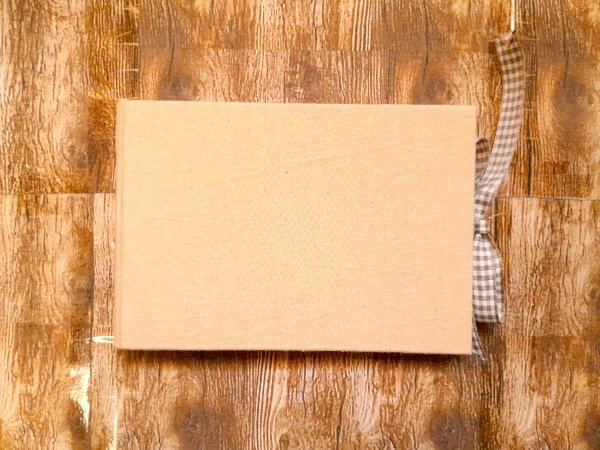 Producto - Cuaderno a6 apaisado - Crema