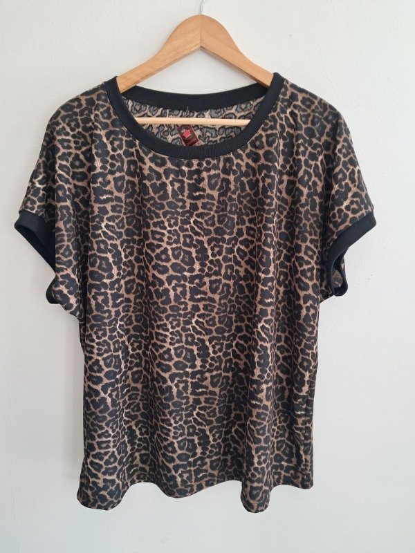 Producto - Remera Vanesa Marrón