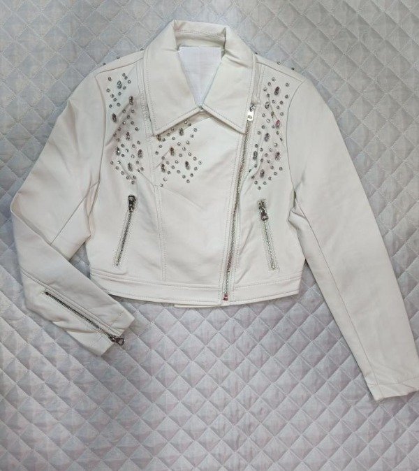 Producto - Campera ecocuero con strass