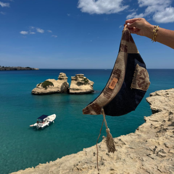 Producto - Bandolera jean con bolsa de café