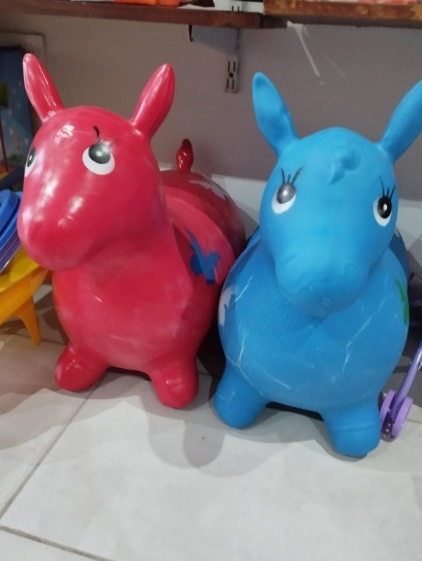 Producto - Caballito de goma