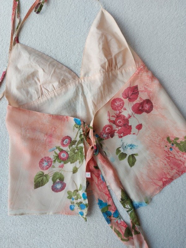 Y2K KOSIUKO FLOWERS TOP BABYGAL VINTAGE