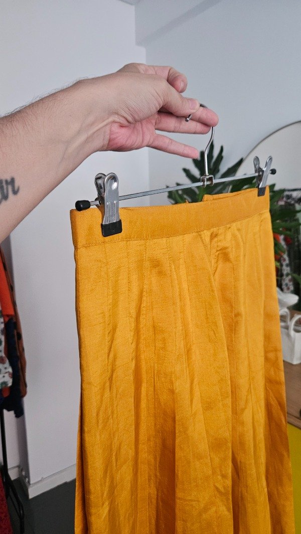 Producto - Falda Mostaza.