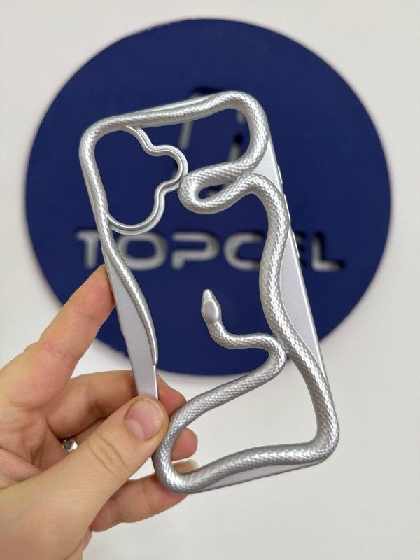 Producto - FUNDA TPU SNAKE PARA IPHONE 16 - 3