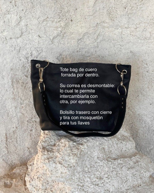 Producto - TOTE BAG DE CUERO  AGUA ARDIENTE NEGRA (PRE ORDER)