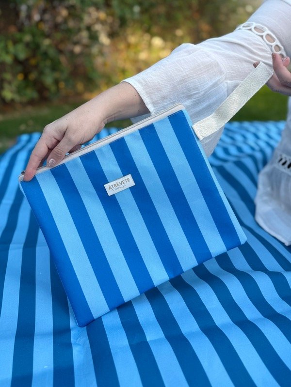 Producto - Sobre multiuso - rayado celeste y azul