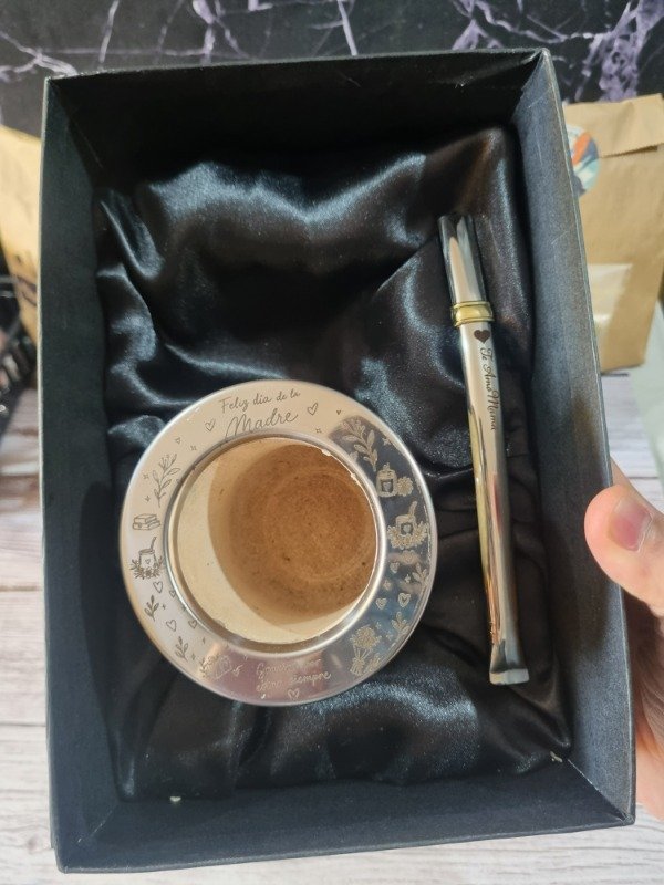 Producto - Box Día de la Madre. Mate Camionero Laqueado con Bombilla Te Amo Mamá - 2