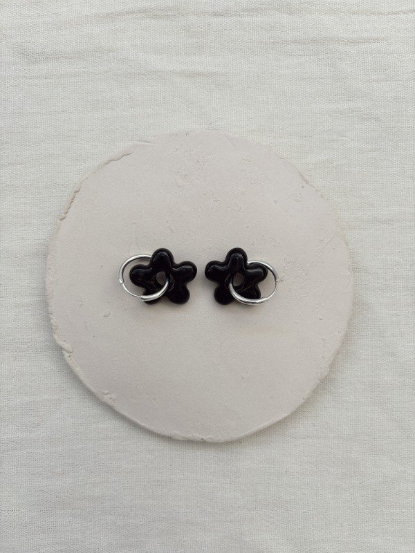 Producto - FLOR GRANDE NEGRO