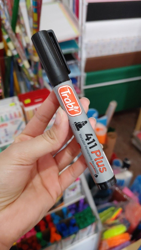 Producto - Marcador Trabi Permanente 411 Punta Redonda Negro