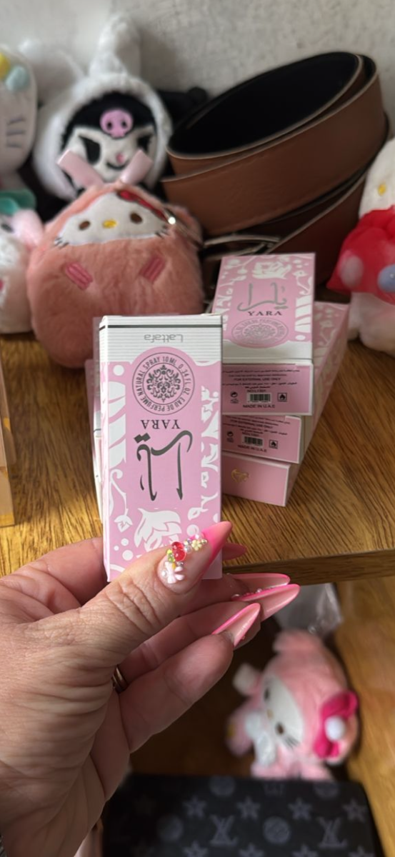 Producto - Perfume yara roll on