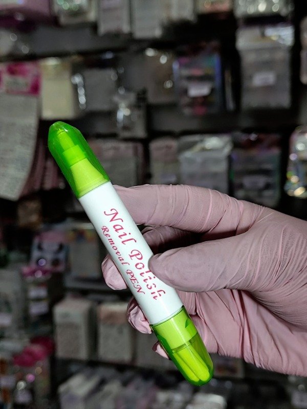 Producto - LAPIZ CORRECTOR DE ESMALTE (RECARGABLE)