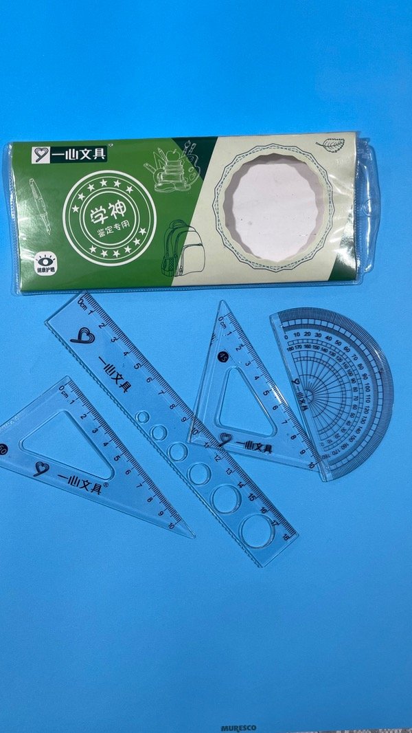 Producto - Set de geometría x4 con estuche