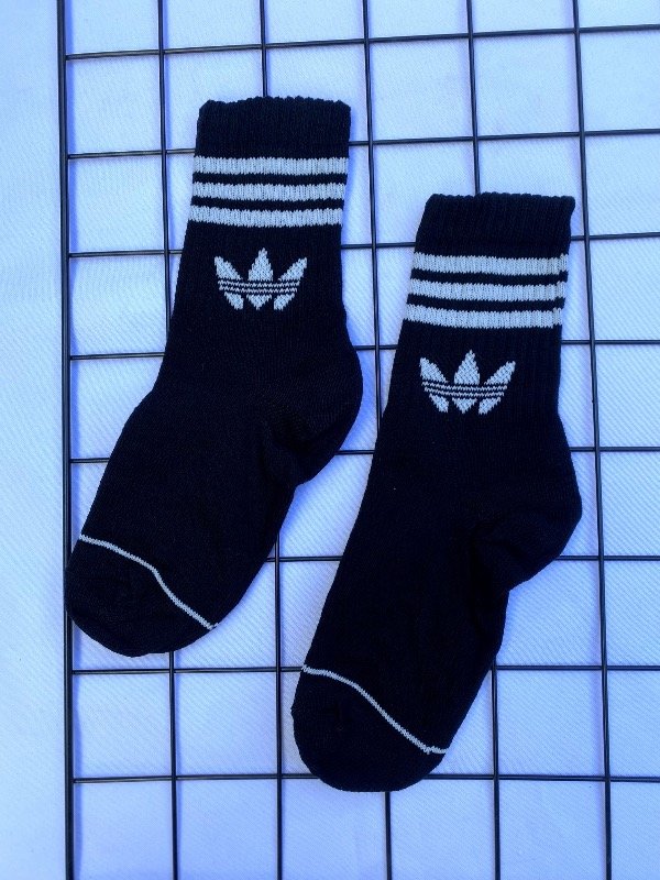 Producto - Medias 3/4 infantiles, adidas negras