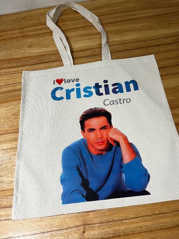 Producto - Tote Cristian Castro