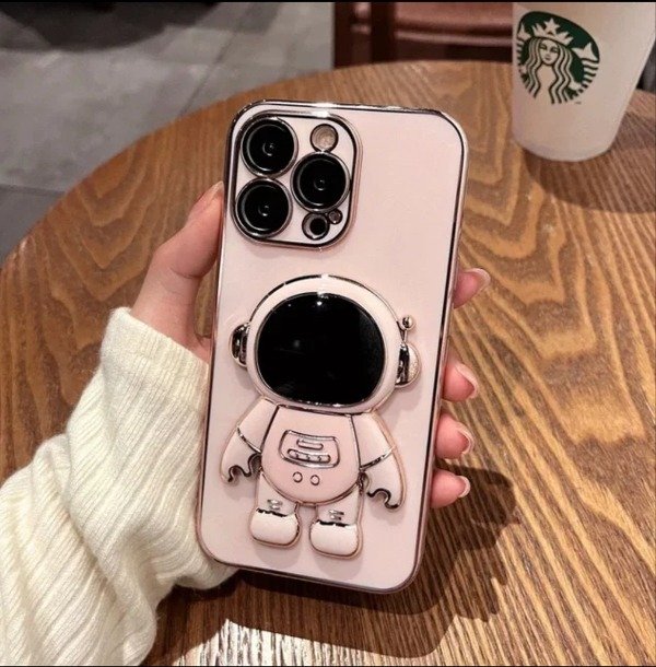Producto - Fundas astronauta. IPhone 15 pro