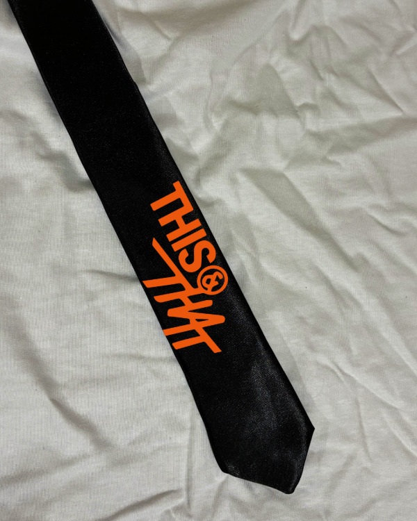 Producto - Corbata This That negro - Stray Kids