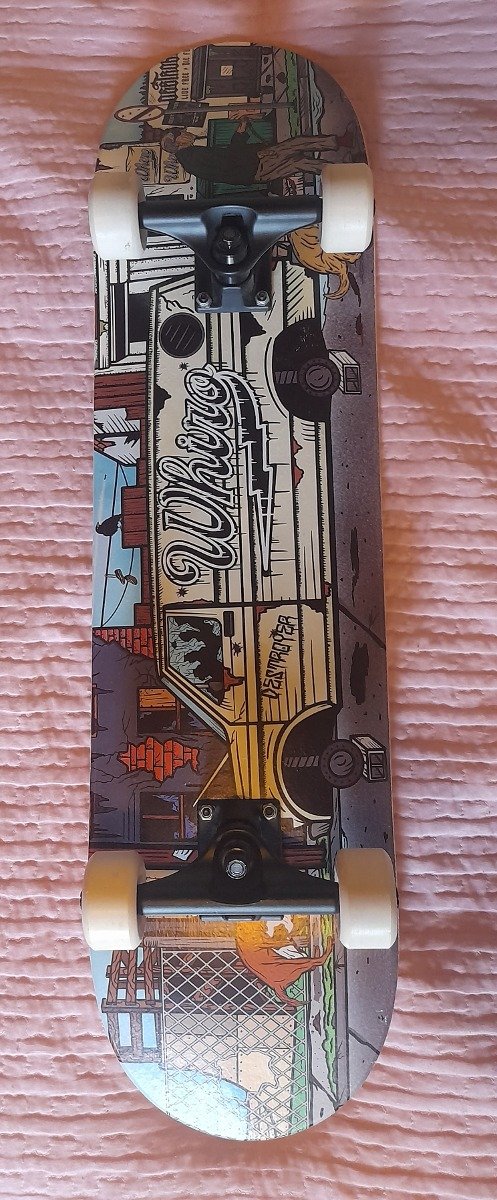 Producto - Skate completo Whiro modelo Wild Streets