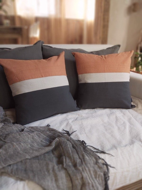 Producto - Funda combinada 40x40 terracota y gris