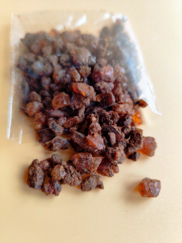 Producto - RESINA DE MIRRA CARAMELO PREMIUM