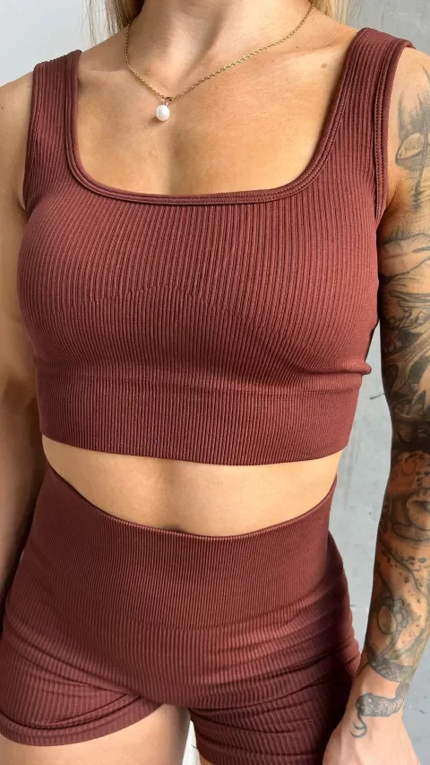 Producto - Set active Marrón