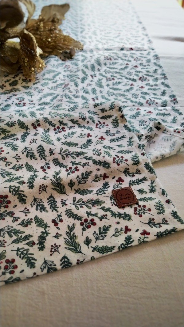 Producto - Camino de mesa Muerdago