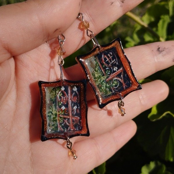 Producto - Aros colección Cementerio puerta al más allá