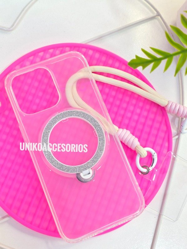 Producto - Funda Iphone 16 pro (77)