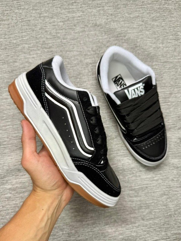 Producto - Vans Hylane Black Gum